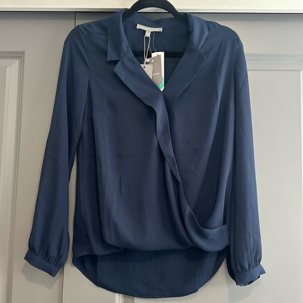 XS blouse NWT